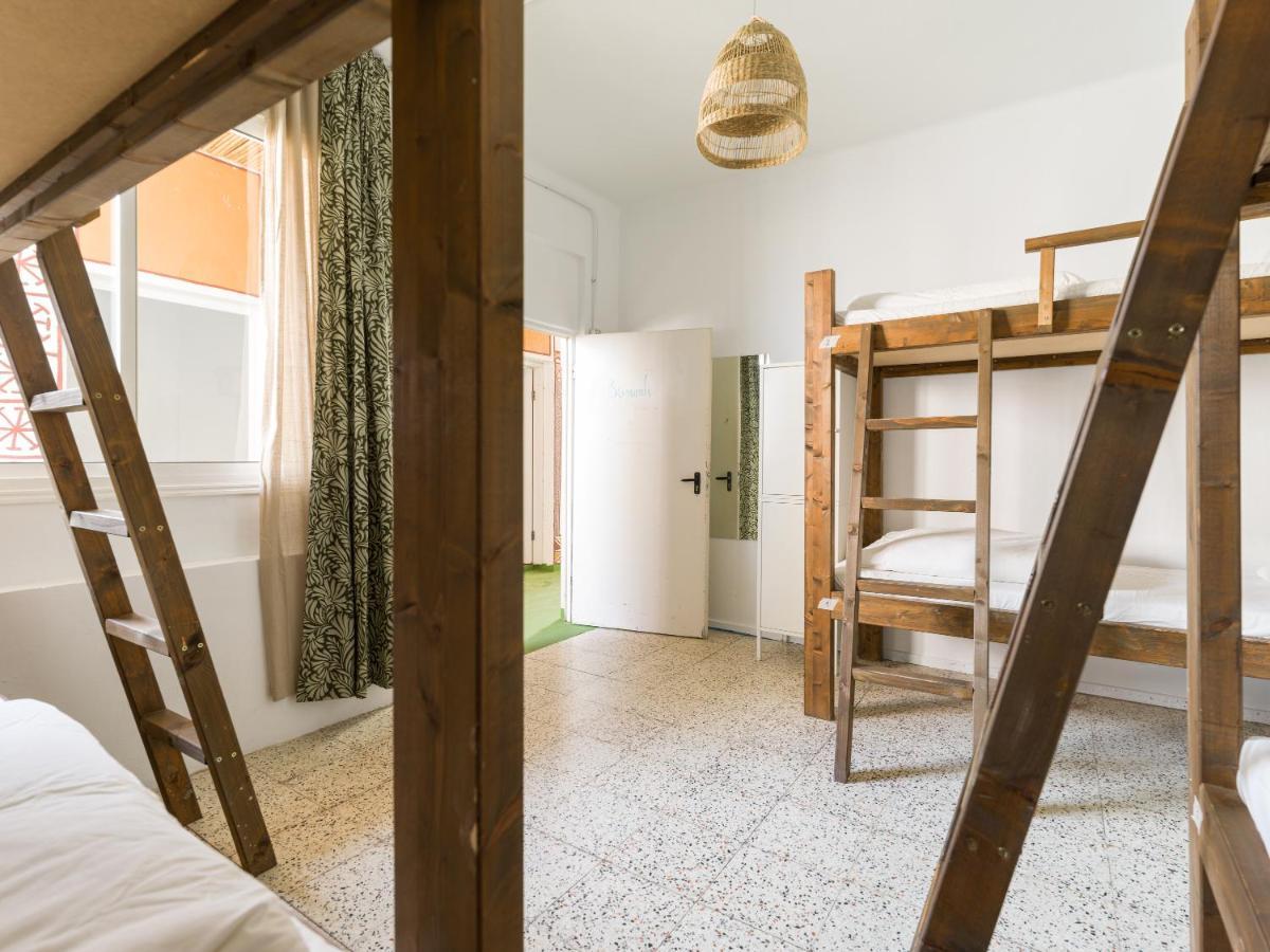 Хостел Jungle House Лас-Пальмас-де-Гран-Канария Экстерьер фото